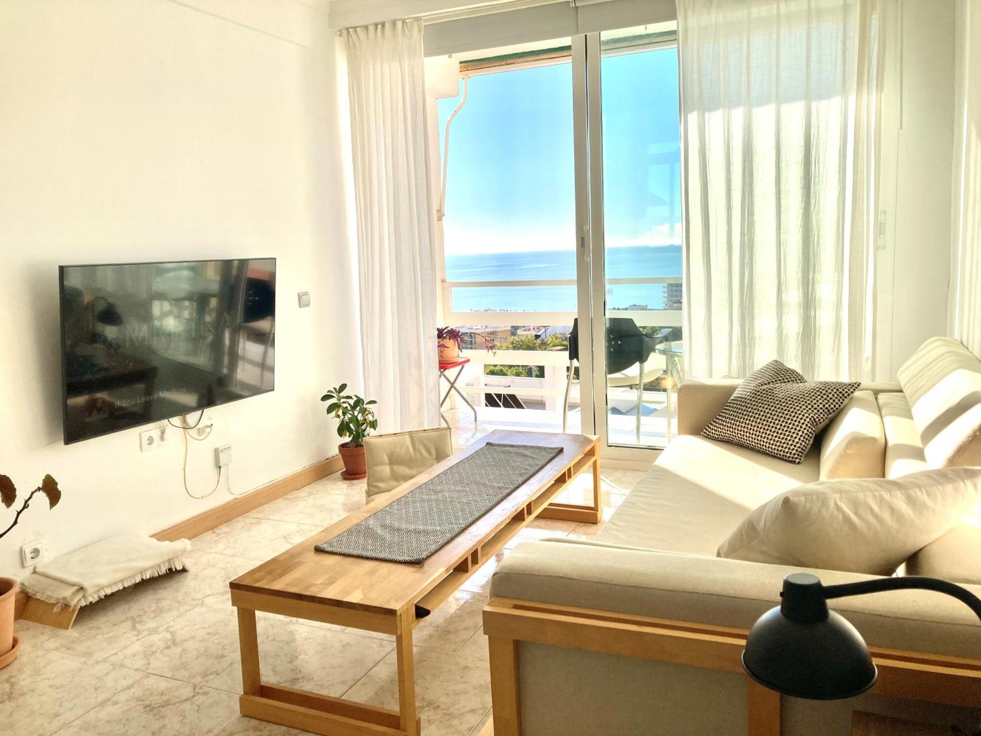 Beautiful Mediterranean Views In Central Торремолинос Экстерьер фото